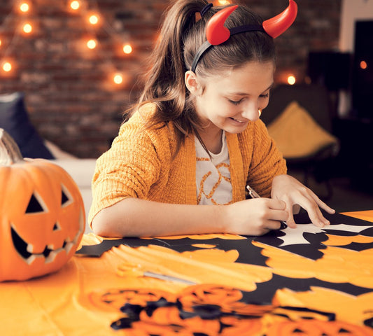 10 DIY Halloween Costumes With T-Shirts and Sweatshirts - Clothing Shop Online