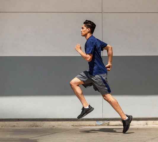 Moisture Wicking Fabric: What Is It and How Does It Work? - Clothing Shop Online