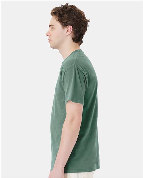 Garment-Dyed Pocket T-Shirt - OnModelSide - B35200543 - Cypress Green