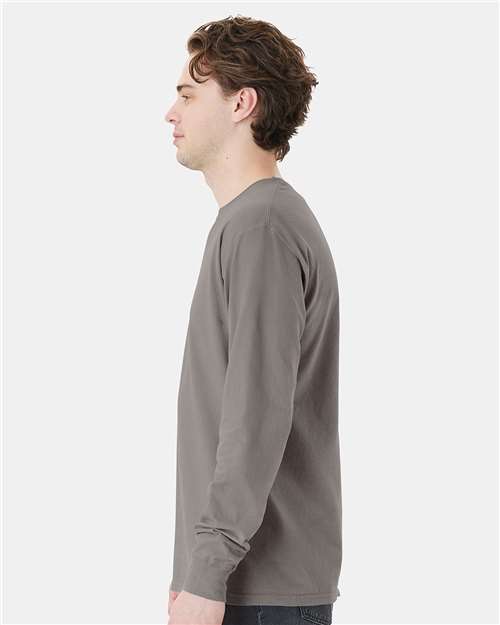 Garment-Dyed Long Sleeve T-Shirt With a Pocket - OnModelSide - B35400133 - Concrete Grey