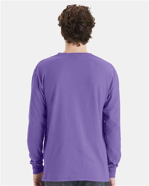 Garment-Dyed Long Sleeve T-Shirt With a Pocket - OnModelBack - B35400217 - Lavender