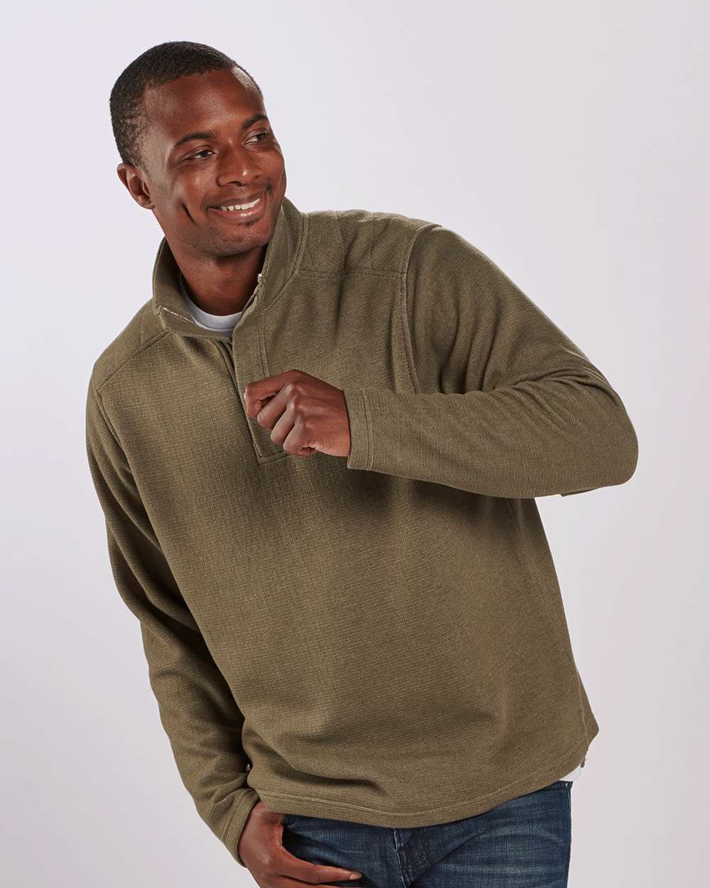 Unisex Sullivan Quarter-Zip Pullover - OnModelSide - B12903541 - Green Heather
