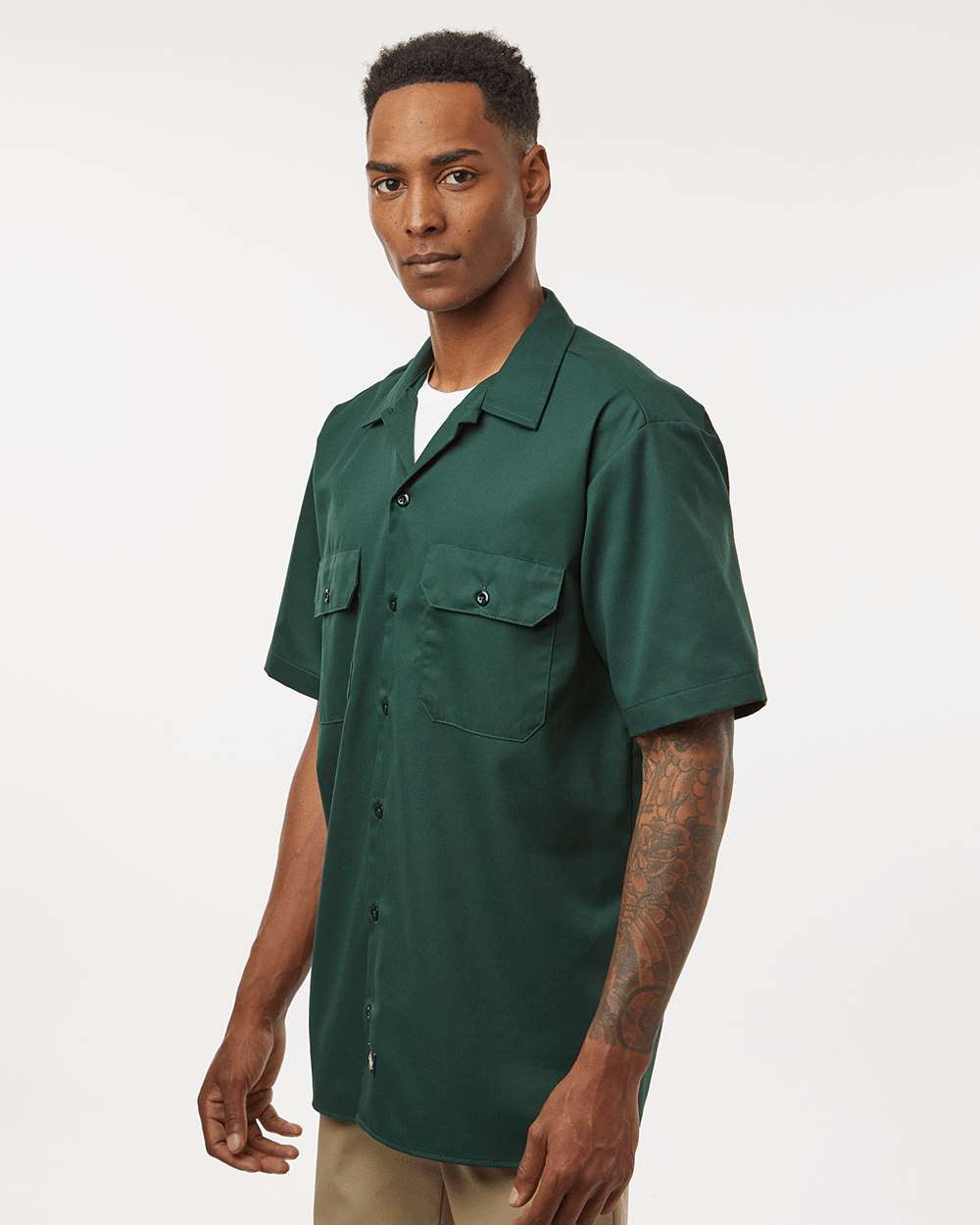 Men's Short Sleeve Work Shirt - OnModelSide - B61630543 - Hunter Green
