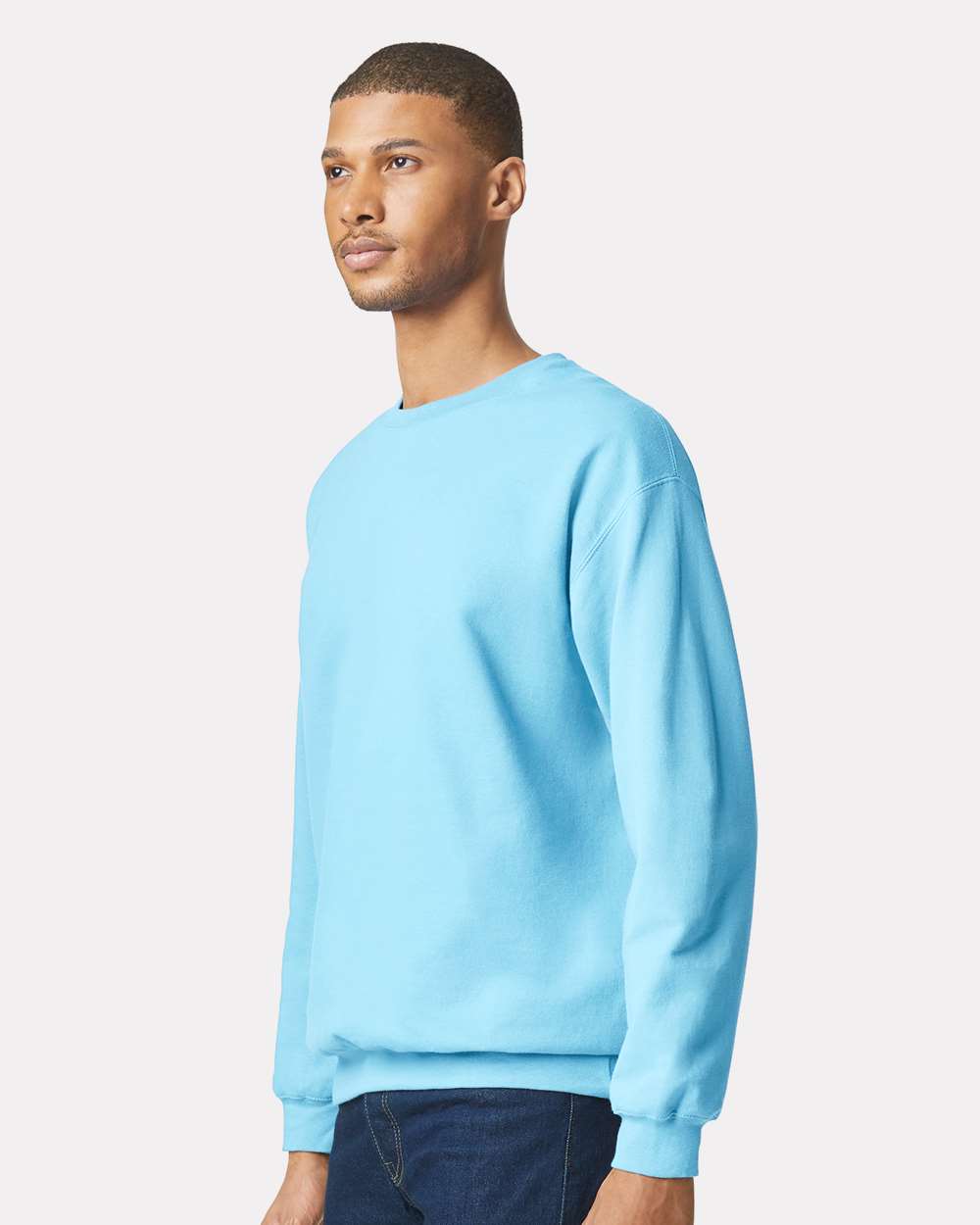 Unisex Softstyle® Midweight Crewneck Sweatshirt - OnModelSide - B24060253 - Sky