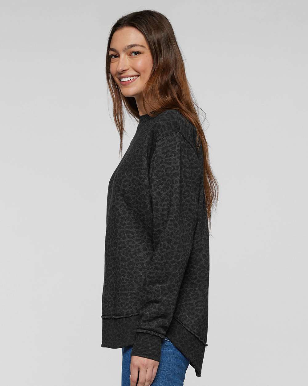 Women's Weekend Fleece Crewneck Sweatshirt - OnModelSide - B07038103 - Black Leopard
