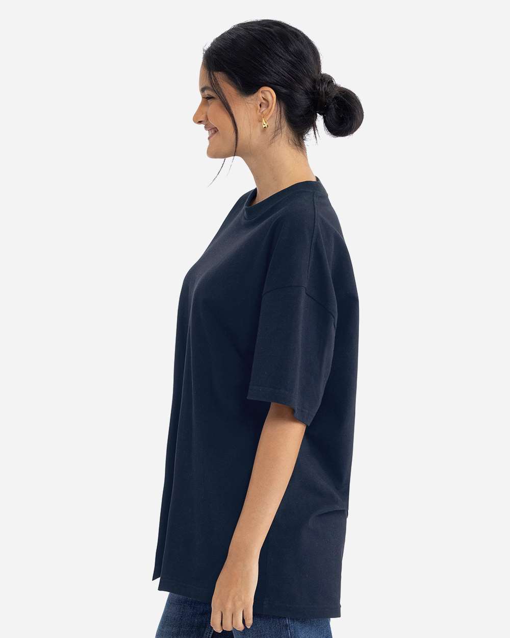 Heavyweight T-Shirt - OnModelSide - B10018652 - Midnight Navy