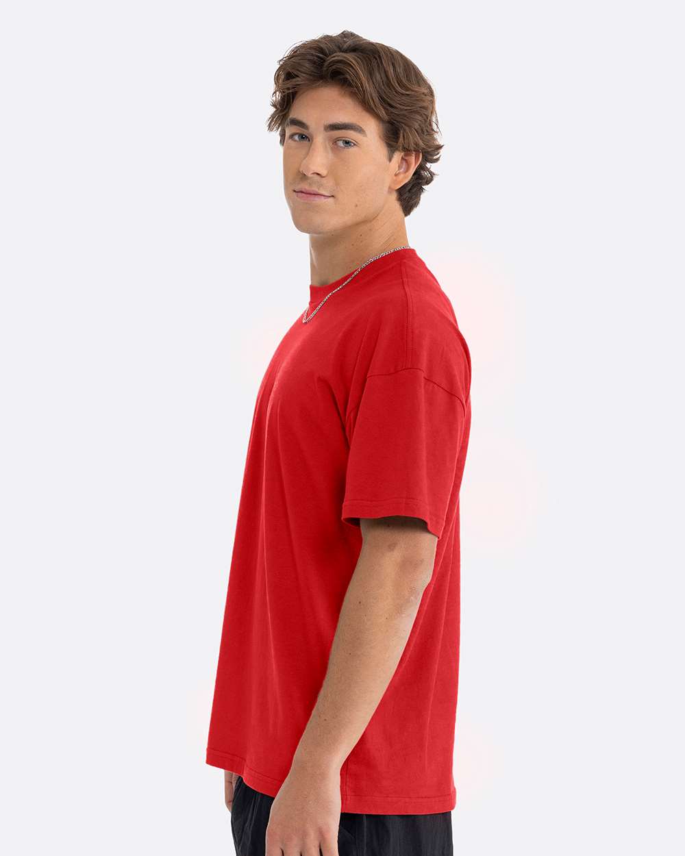 Heavyweight T-Shirt - OnModelSide - B10018702 - Red