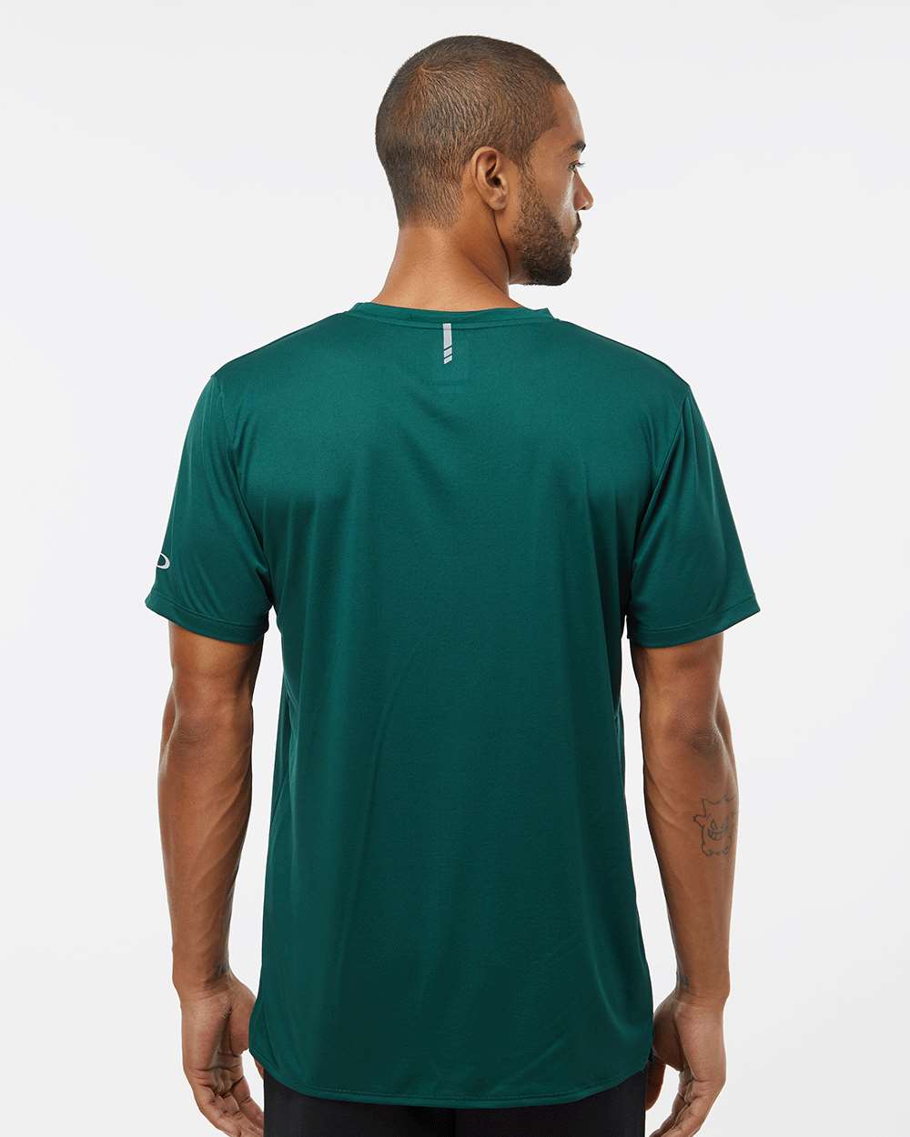 Men's Team Issue Hydrolix T-Shirt - OnModelBack - B08587543 - Team Fir