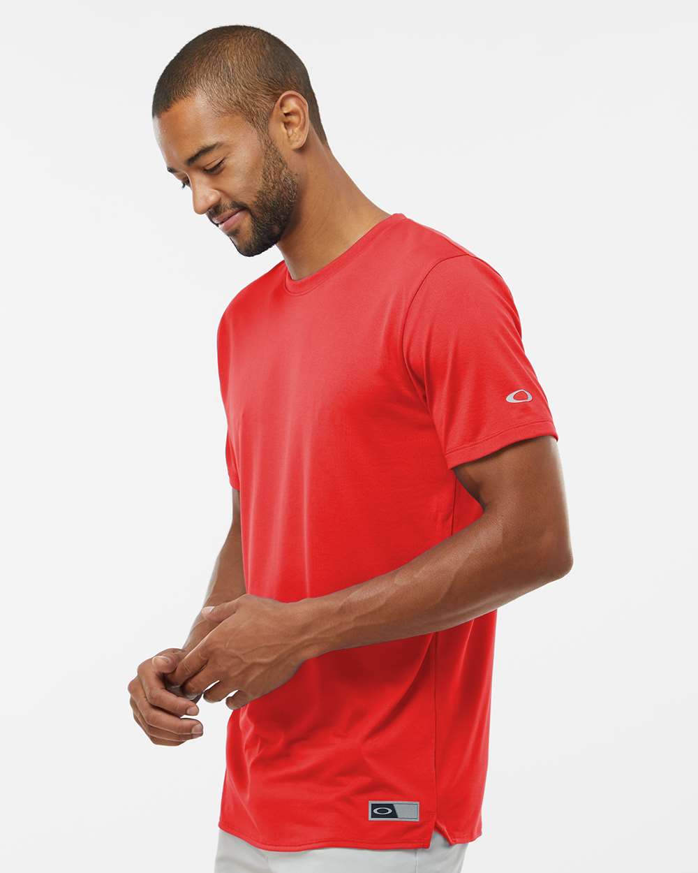 Men's Team Issue Hydrolix T-Shirt - OnModelSide - B08587703 - Team Red