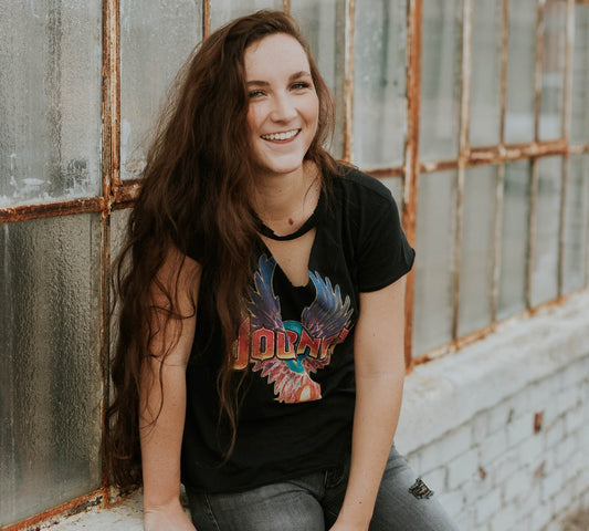 How to Distress a T-Shirt - Clothing Shop Online