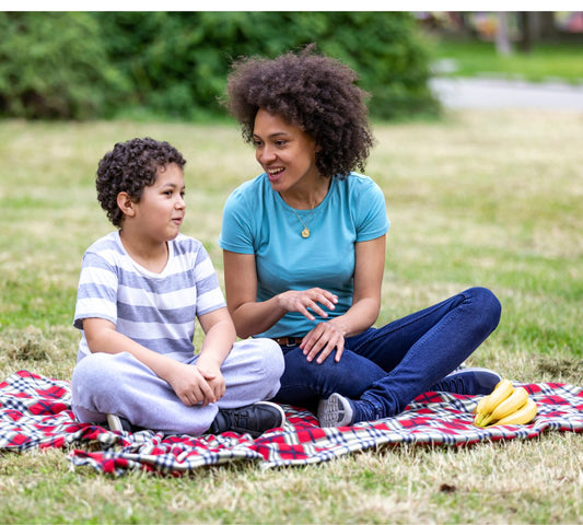 Your Complete Guide to Selling Custom Stadium Blankets - Clothing Shop Online