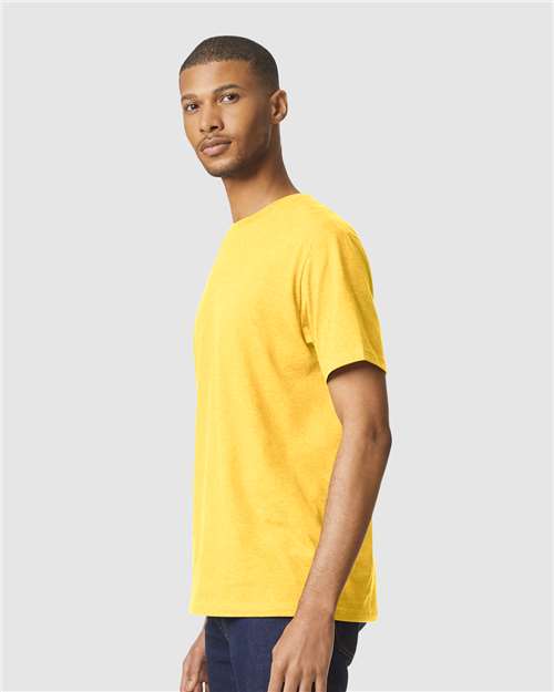 Softstyle® CVC T-Shirt - OnModelSide - B00260433 - Daisy Mist