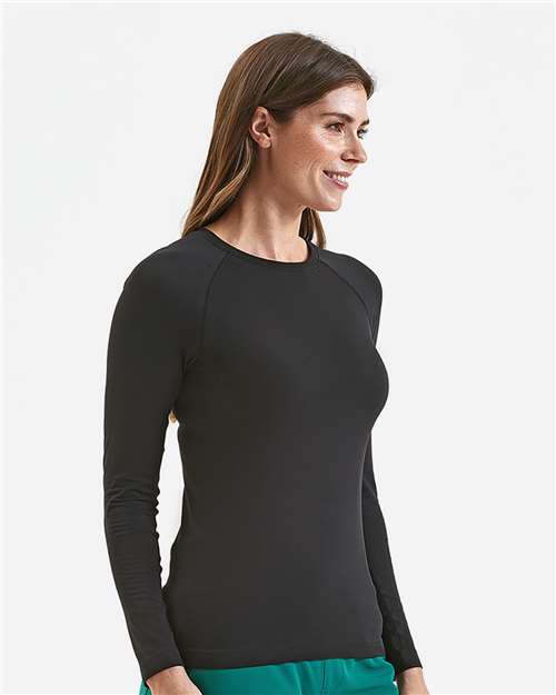 Women's Unstoppable Long Sleeve Fresh Underscrub Base Layer T-Shirt - OnModelSide - B293D5502 - Black