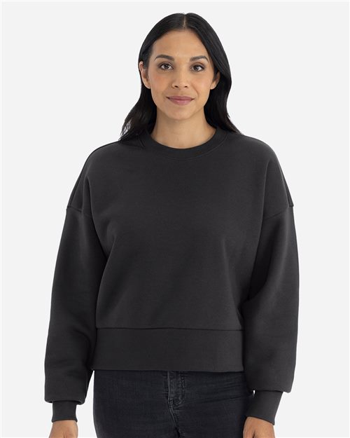 Women's Heavyweight Crewneck Sweatshirt - styleImage
