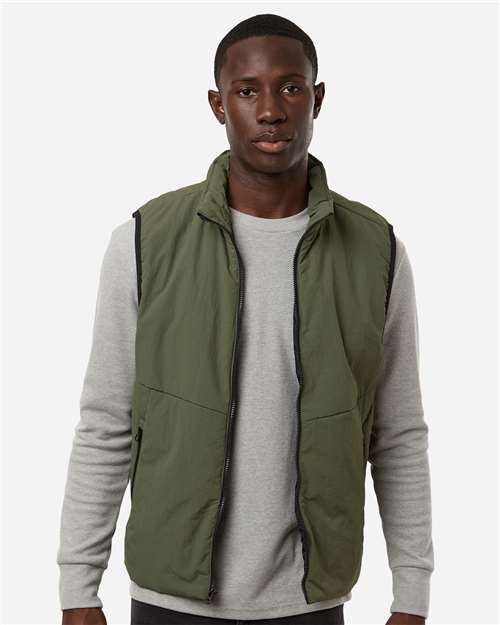 Men's Commuter Tech Vest - OnModelFront - B00052673 - Grape Leaf