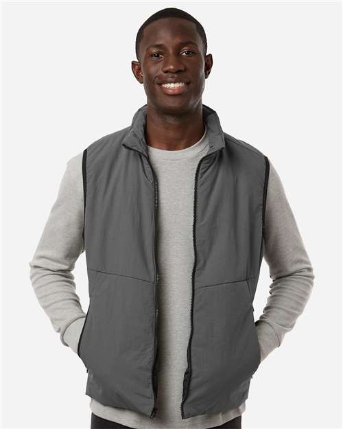 Men's Commuter Tech Vest - OnModelFront - B00052093 - Storm