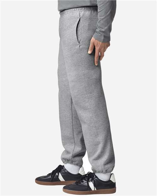 Unisex Heavy Blend™ Pocket Sweatpants - OnModelSide - B04860583 - Sport Grey