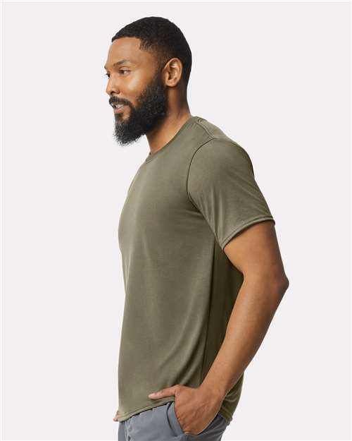 Performance® T-Shirt - OnModelSide - B09260773 - Prairie Dust