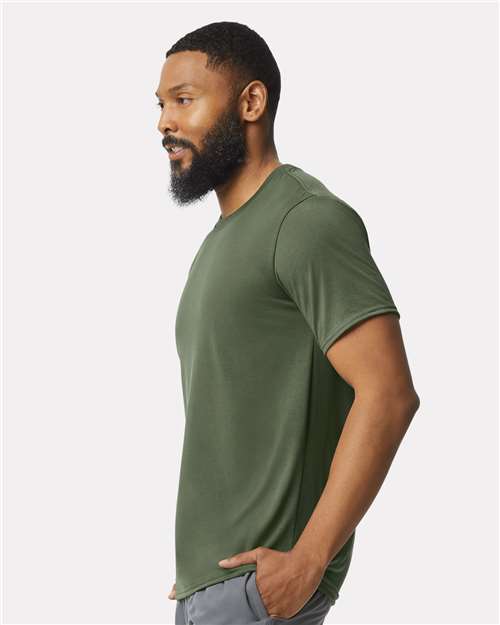 Performance® T-Shirt - OnModelSide - B09260063 - Military Green