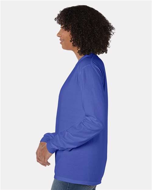 Garment-Dyed Long Sleeve T-Shirt With a Pocket - OnModelSide - B35400813 - Deep Forte Blue