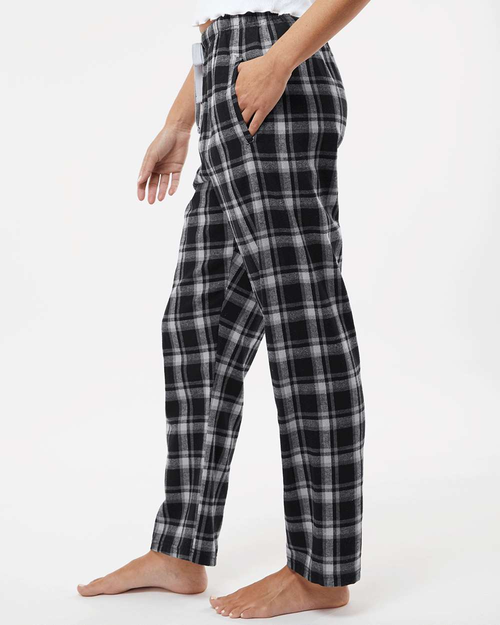 Women's Haley Flannel Pants - OnModelSide - B14603121 - Heritage Black Plaid
