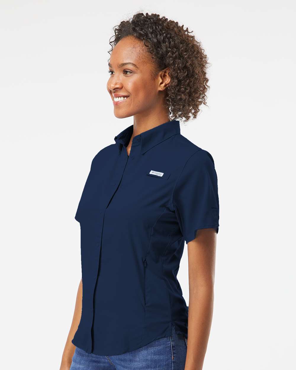 Women's PFG Tamiami™ II Short Sleeve Shirt - OnModelSide - B14124652 - Collegiate Navy