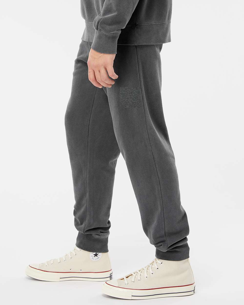 Unisex Pigment-Dyed Fleece Sweatpants - OnModelSide - B02576502 - Pigment Black