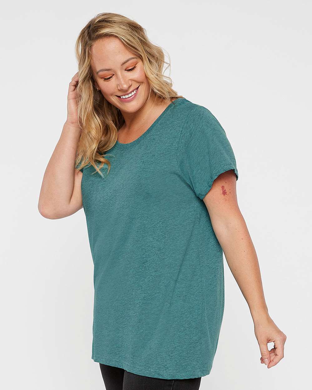 Women's Curvy Collection Fine Jersey Tee - OnModelSide - B04938782 - Surf Blackout