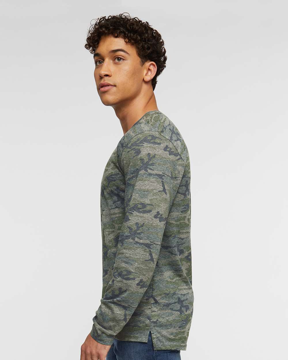 Men's Fine Jersey Long Sleeve Tee - OnModelSide - B96338993 - Vintage Camo
