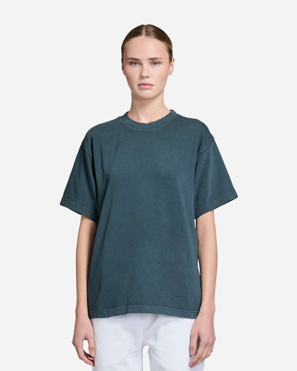 Urban Heavyweight T-Shirt - OnModelFront - B497C9652 - Midnight Navy