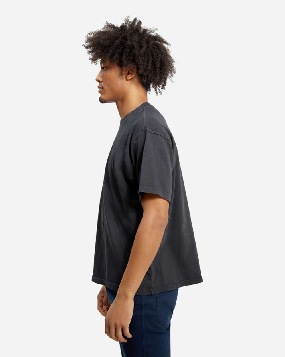 Urban Heavyweight T-Shirt - OnModelSide - B497C9502 - Black