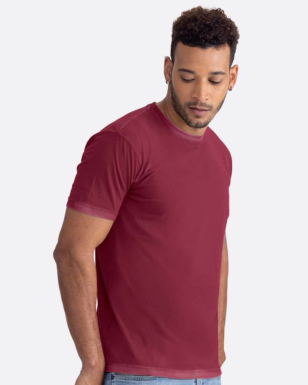 Soft Wash T-Shirt - OnModelSide - B05118522 - Washed Cardinal