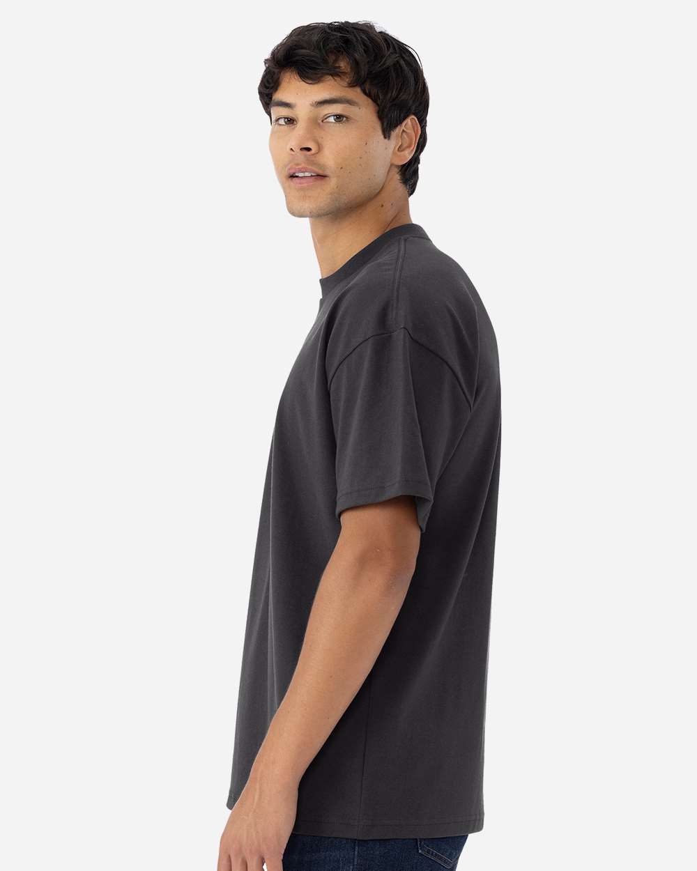 Heavyweight T-Shirt - OnModelSide - B10018572 - Graphite Black