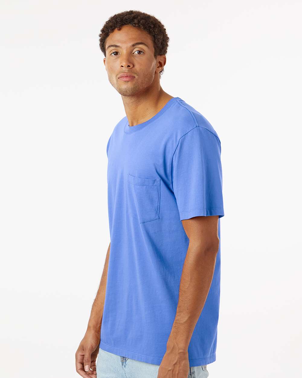 Unisex Classic Pocket T-Shirt - OnModelSide - B10672053 - Marine