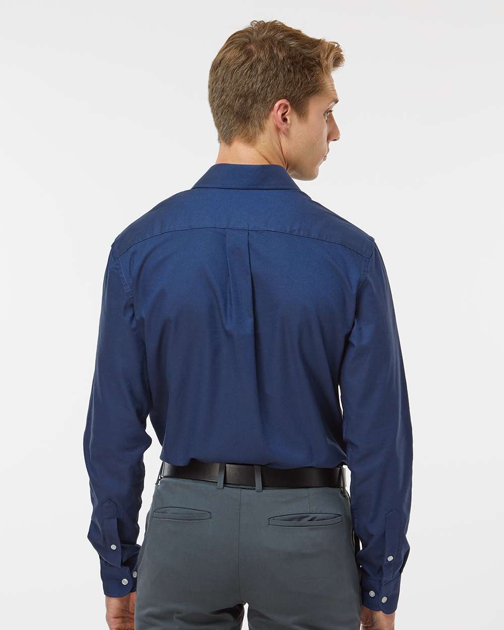 Men's New England Cotton Oxford Shirt - OnModelBack - B41213653 - Navy Blazer