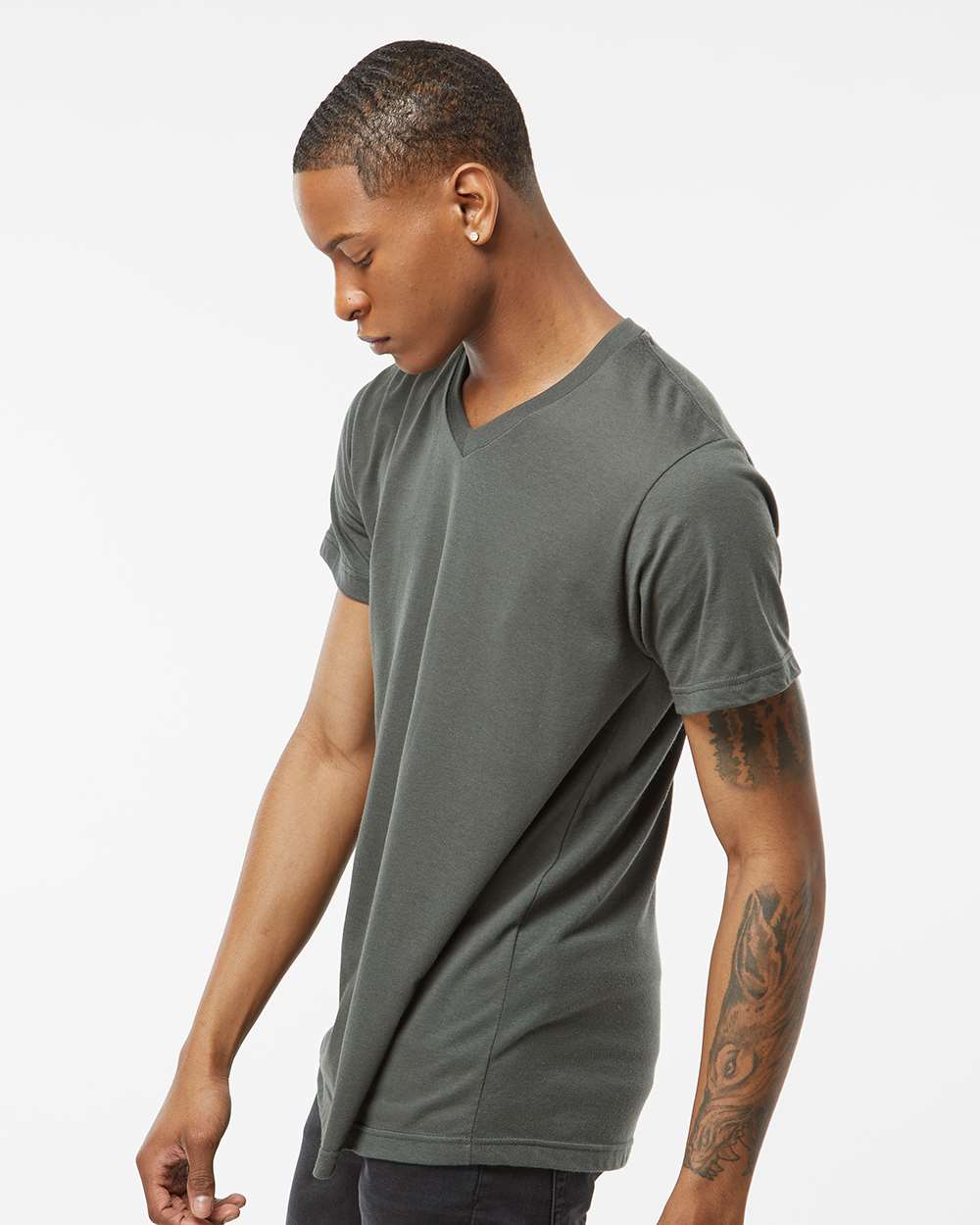 Men's Poly-Rich V-Neck T-Shirt - OnModelSide - B20059592 - Charcoal