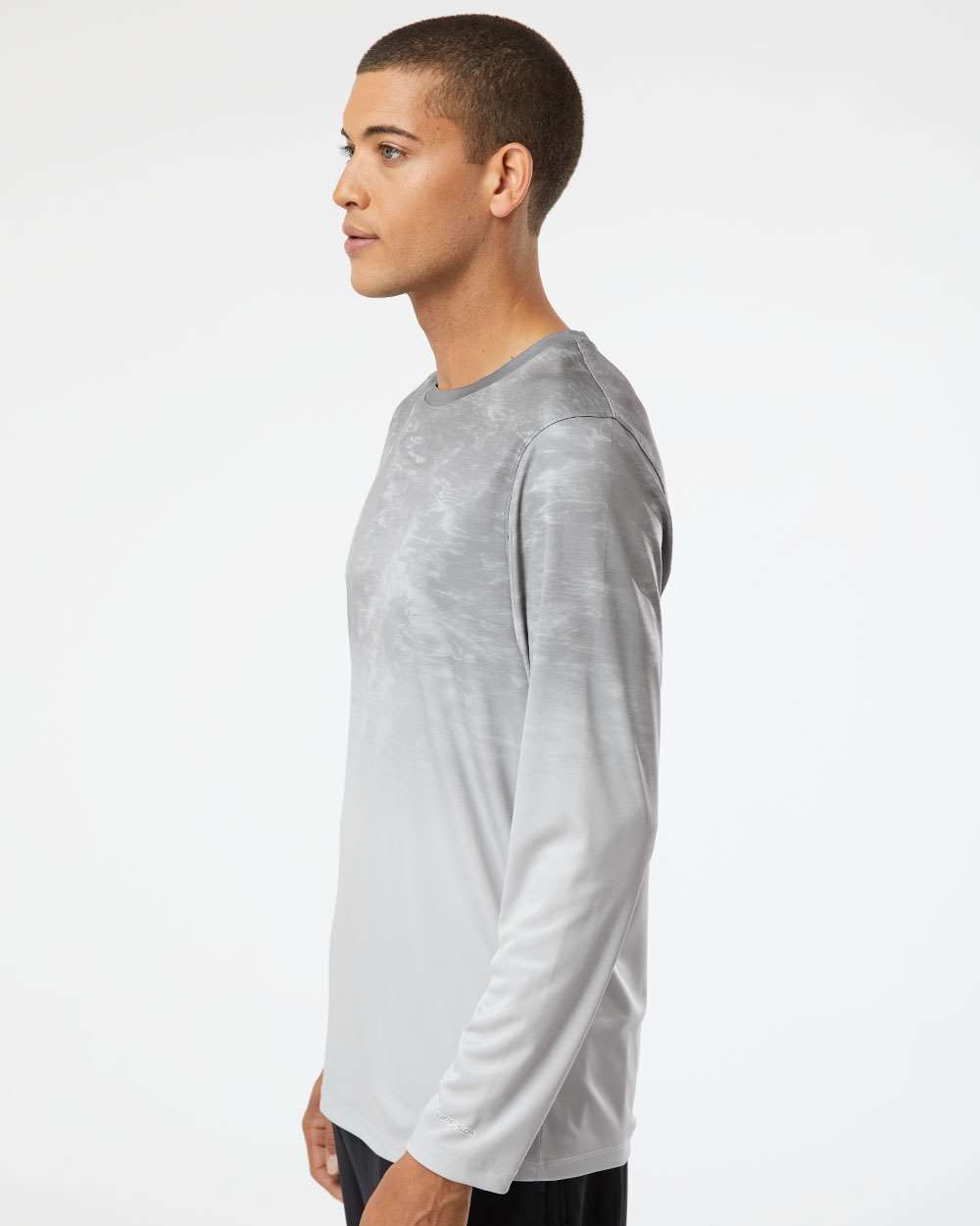 Unisex Montauk Oceanic Fade Performance Long Sleeve T-Shirt - OnModelSide - B10871352 - Aluminum Fade